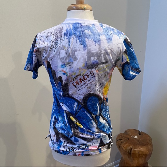 Studio 23 Concept Blazing Blue Graffiti Tee Shirt Size Small / XSMALL. NWOT - Picture 2 of 4